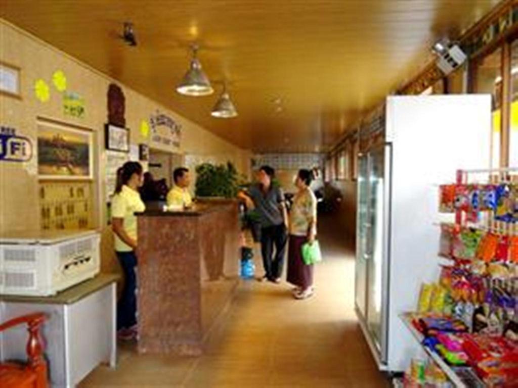 Lucky 1 Guesthouse Phnom Penh Extérieur photo