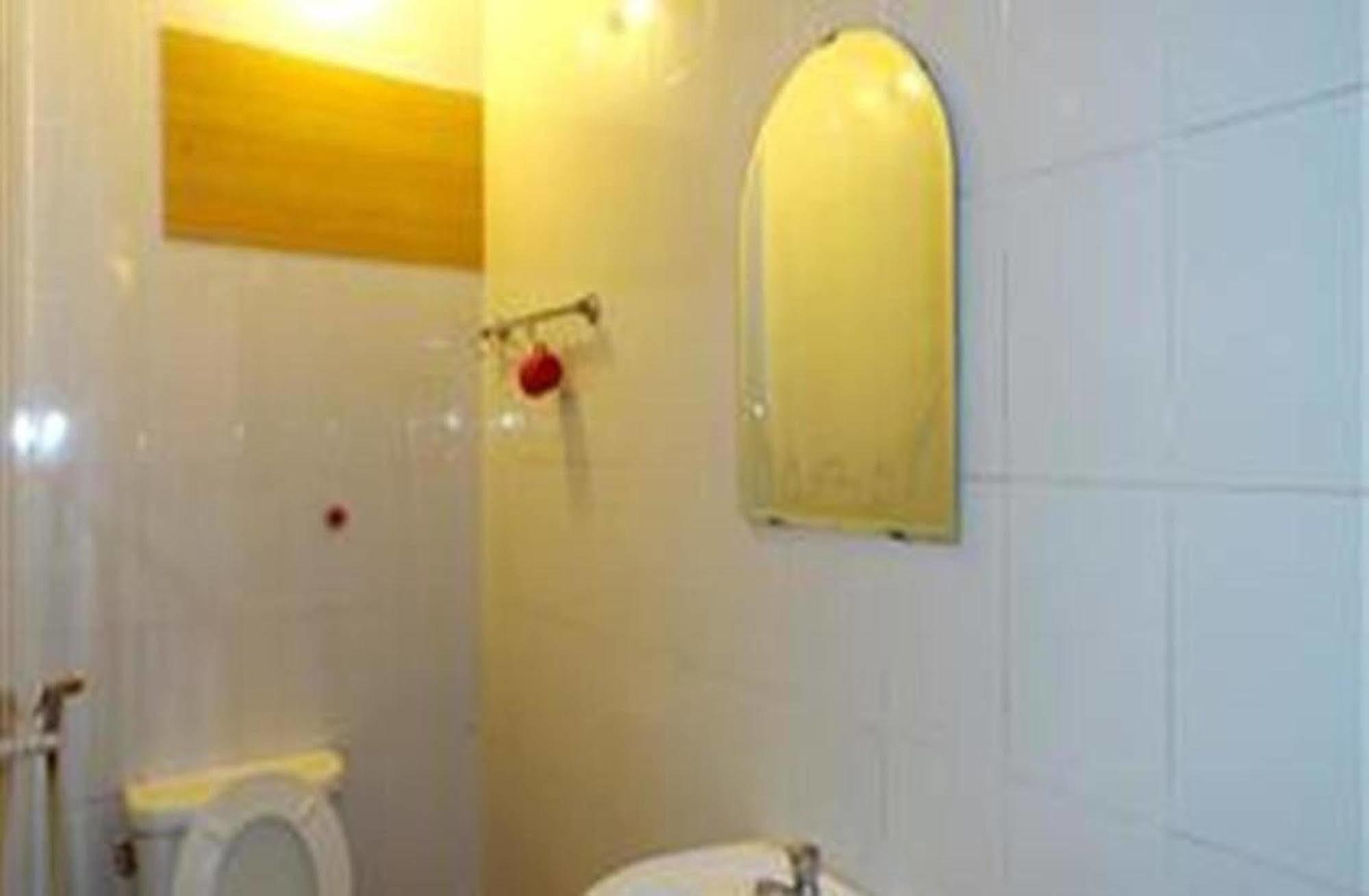 Lucky 1 Guesthouse Phnom Penh Extérieur photo