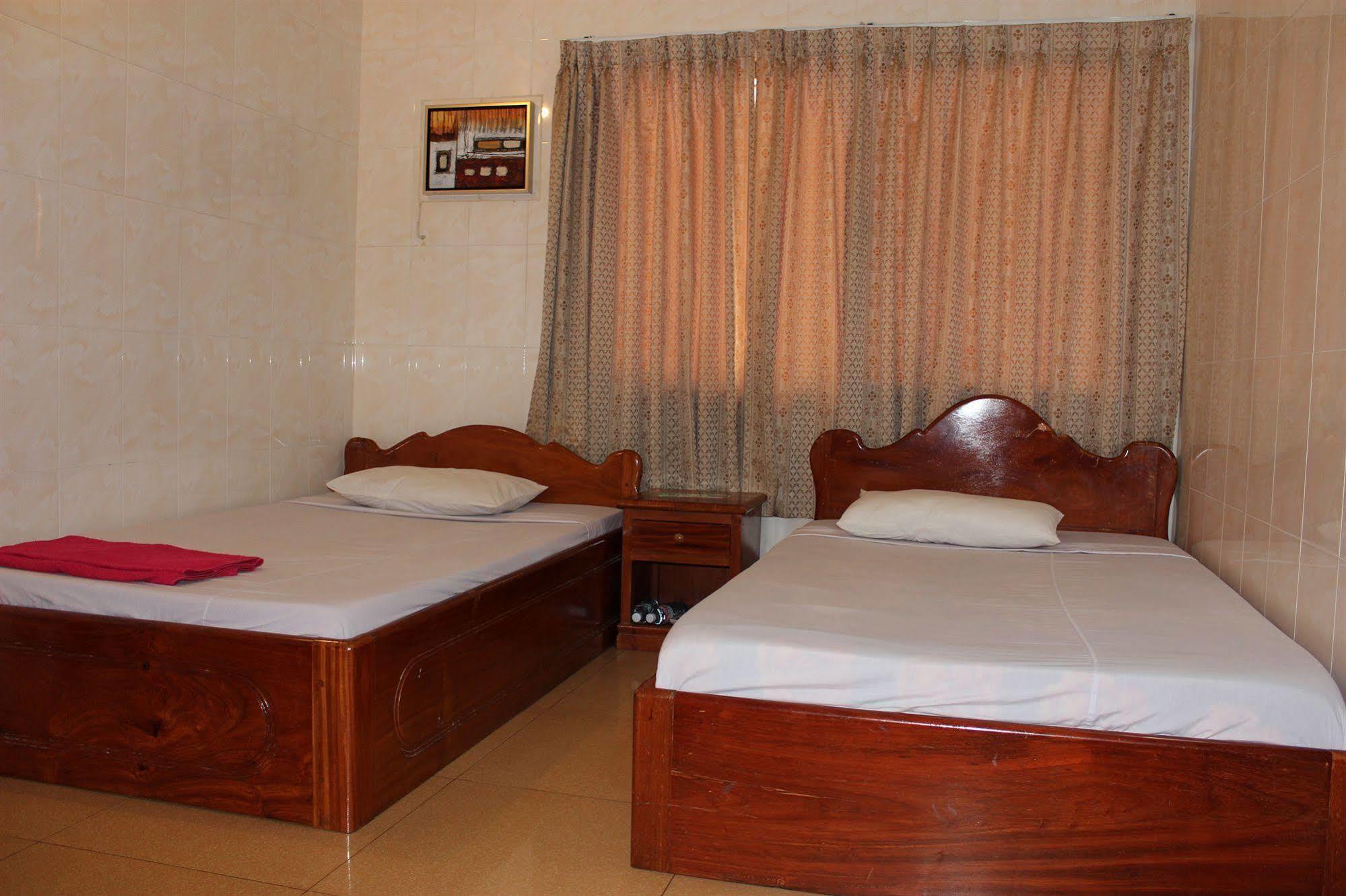Lucky 1 Guesthouse Phnom Penh Extérieur photo
