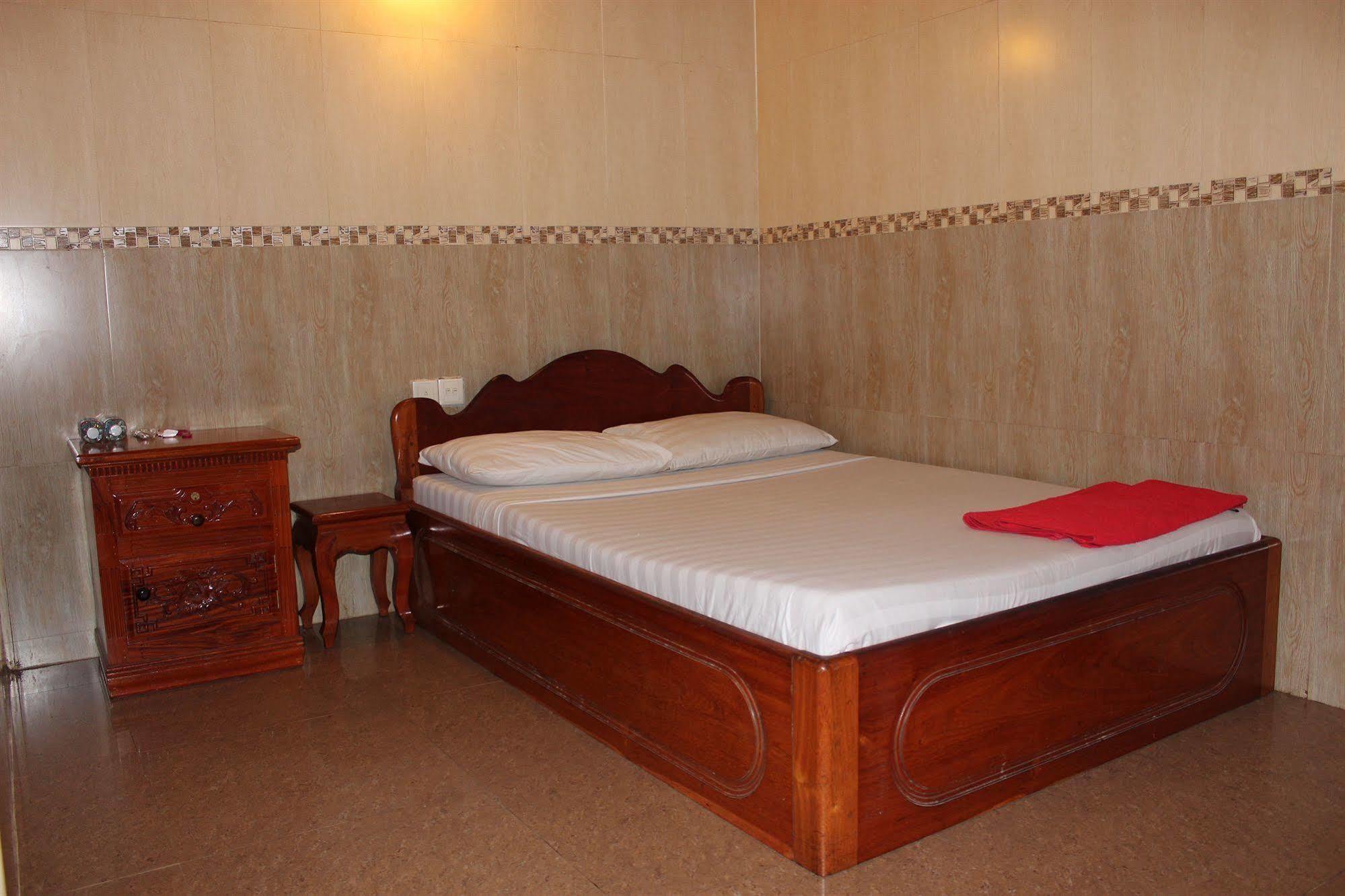 Lucky 1 Guesthouse Phnom Penh Extérieur photo